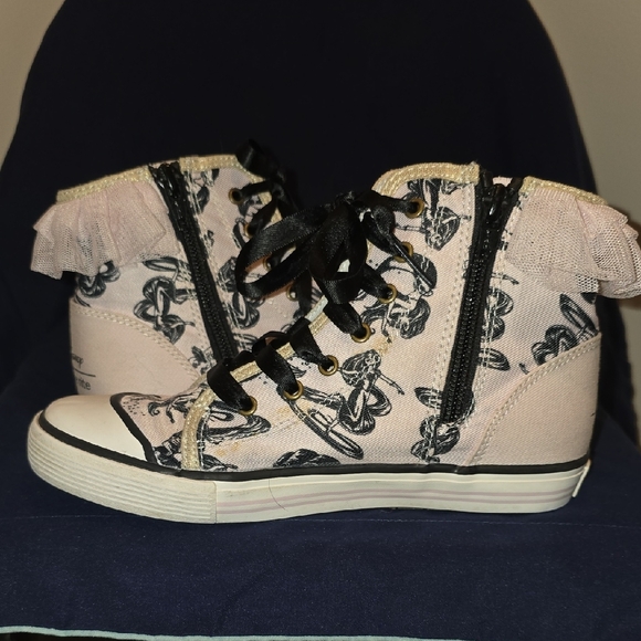 Stride Rite Kids' Light Pink High-Top Sneakers Disney Princess Punk Lace LOT S - Picture 4 of 6